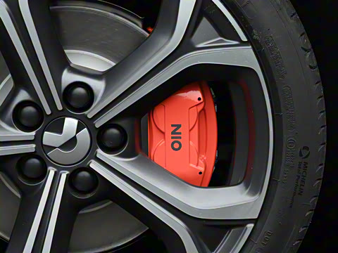 2025�� 75kWh Touring