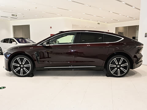 2025�� 102kWh ǩ����