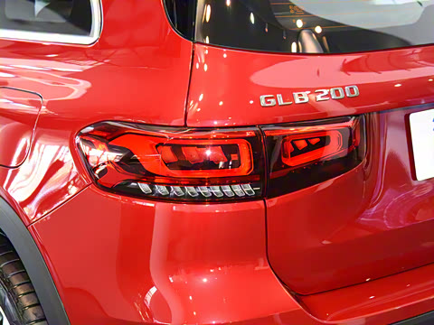 2022�� �Ŀ� GLB 200 ʱ����