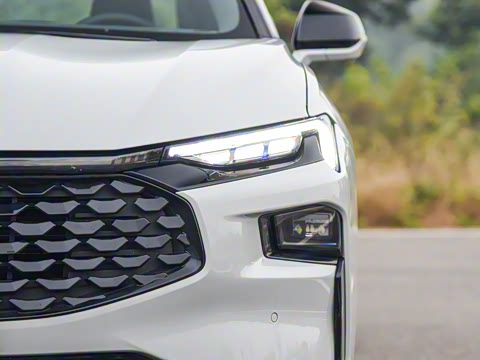 2023�� 1.5T E-�춯 ST-Line