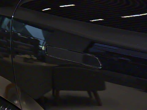 2025�� 825 Max��