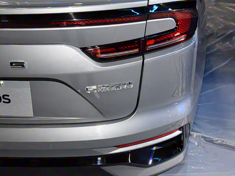 2022�� EcoBoost 245 ST-Line