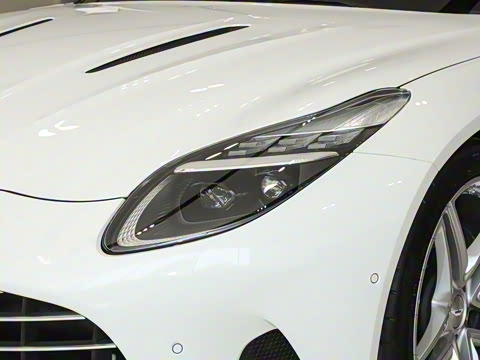 2025�� 4.0T V8 Coupe