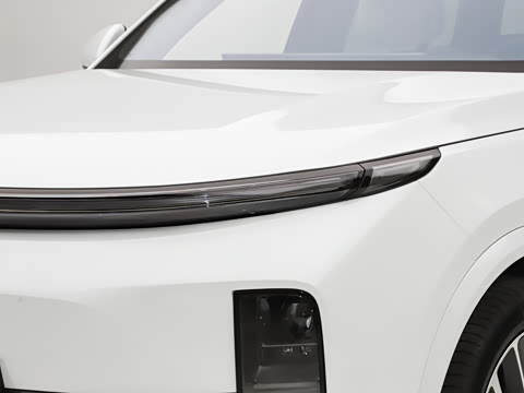 2025�� Ultra ���ܻ��°�