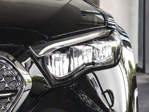 2024�� E 350 e L ���ʽ��϶����˶��γ�