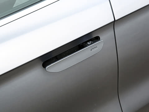 2025�� EV �Ǽݰ� 701KM������