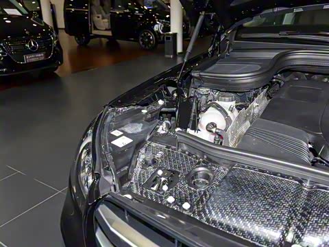 2025�� GLS 450 4MATIC ������