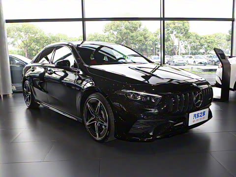 2025�� �Ŀ� AMG A 35 L 4MATIC