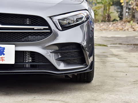 2022�� AMG A 35 4MATIC