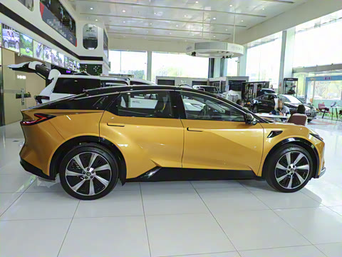 2025�� 630 MAX���а�