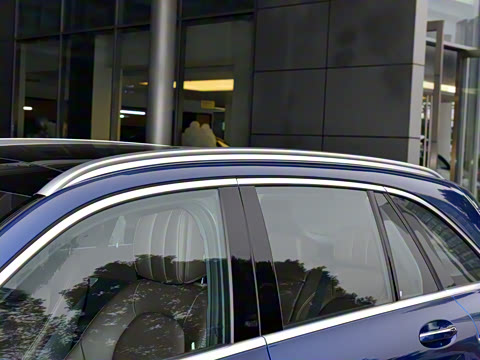 2022�� �Ŀ� GLC 260 L 4MATIC ������