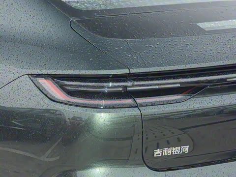 2025�� 130km EM-i ������