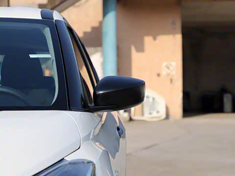 2020�� 1.5L XE �ֶ��ᶯ��