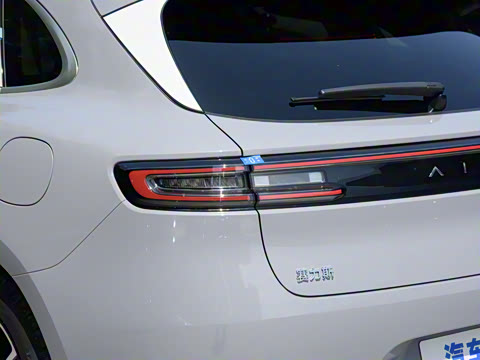 2025�� ����  Ultra ������