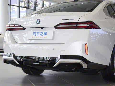 2025 eDrive 35L M˶װ