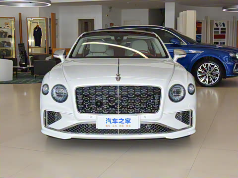 2026�� 4.0T V8 Mulliner