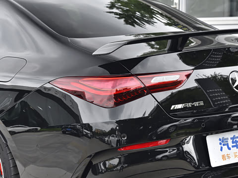 2025�� AMG CLA 45 S 4MATIC+