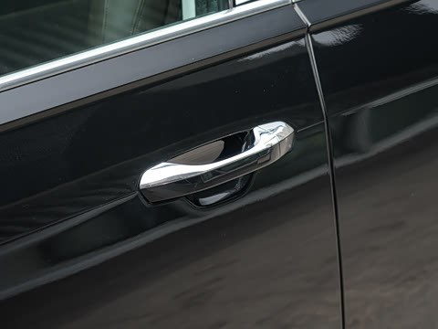 2026�� A8L 45 TFSI quattro ������