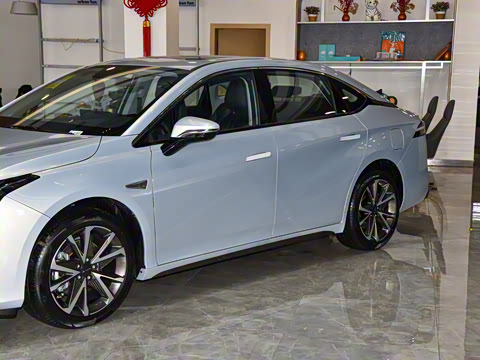 2023�� 70 ����� �������