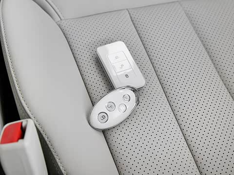 2019�� DM 1.5T ������ҫ�� 6�� ��V