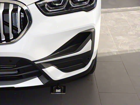 2022�� sDrive20Li ������