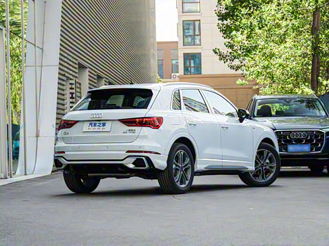 2025�� quattro 45�����ذ� 40TFSI ʱ�ж�����