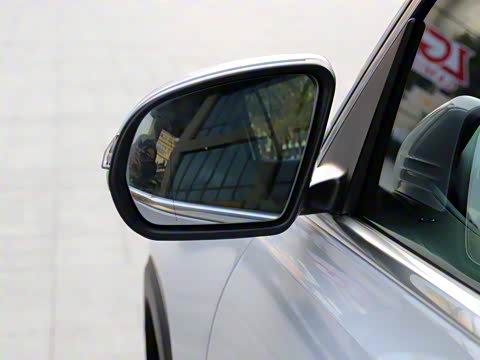 2020�� GLB 200 ʱ����