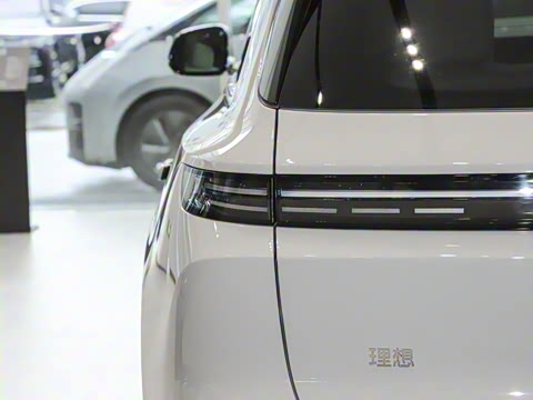 2025�� Max ���ܻ��°�