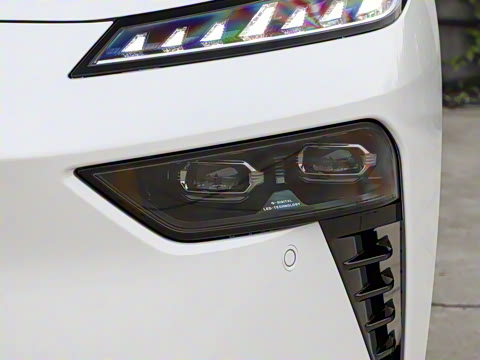 2025�� ���� 650ProѲ����