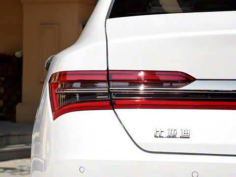 2018�� 1.5TI �Զ�������ҫ��