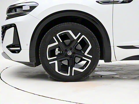 2026�� 450TSI �����콢 6��