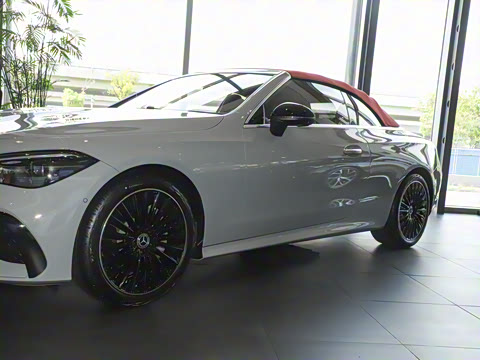 2025�� CLE 300 4MATIC ������ܳ�