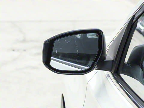 2024�� �Ŀ��� ���� 1.6XE CVT���ʰ�