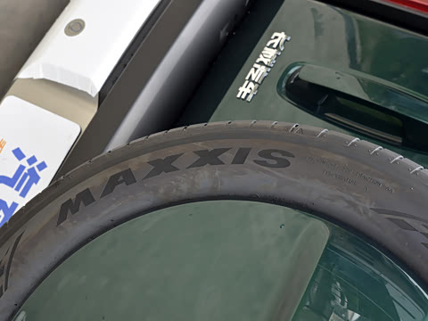 2025�� 2.0T 4WD Pro