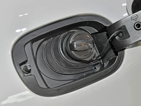 2023�� �Ŀ� Panamera 4 E-Hybrid ����� 2.9T