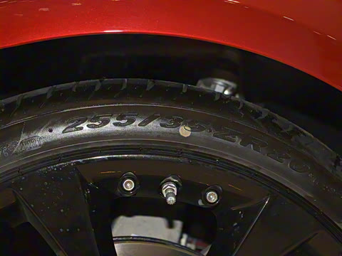 2022�� P300 Ӳ���� R-DYNAMIC BLACK