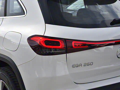 2023�� �Ŀ� EQA 260