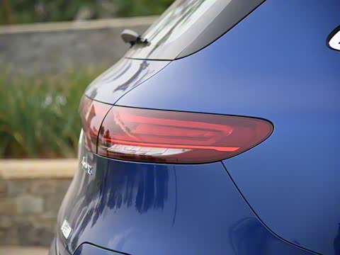 2020�� EQC 400 4MATIC