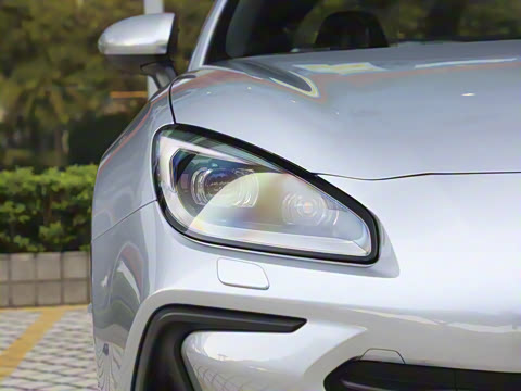 2022�� 2.4L �ֶ���