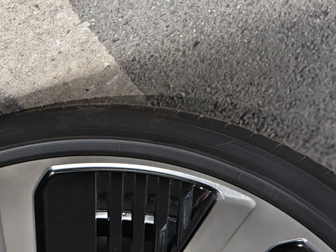 2025�� 630 MAX���а�