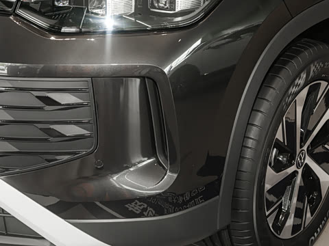 2025�� ̽��L 300TSI ������Ӣ