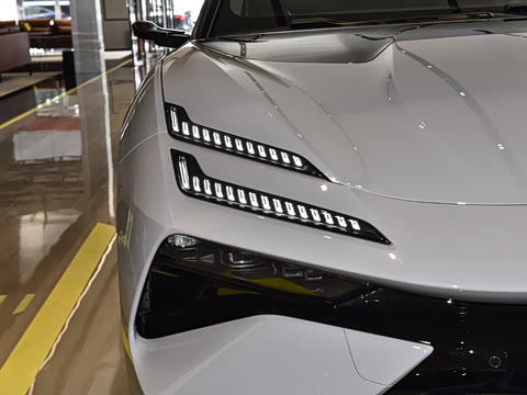 2025�� 600 ������