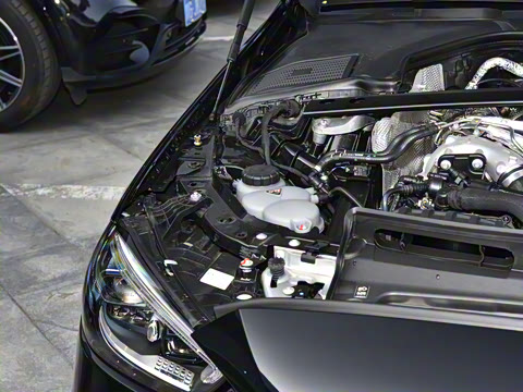 2025�� AMG C 43 4MATIC