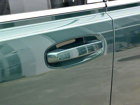 2025�� 2.0T 4WD Pro