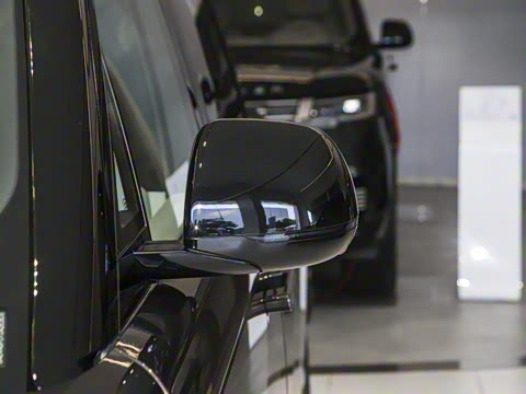 2025�� 3.0 L6 400PS �����ӳ���