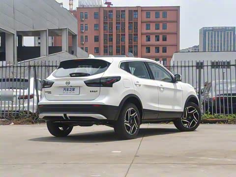 2025�� �Ŀ� ���� 2.0L CVT XV+���Ȱ�