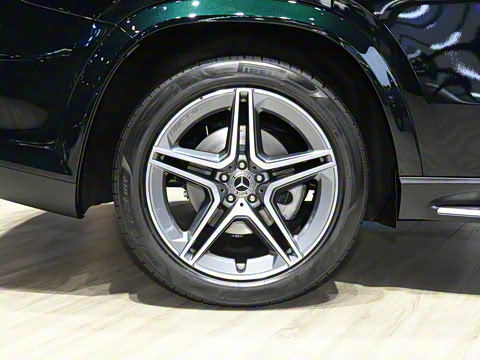 2021�� GLS 450 4MATIC ������