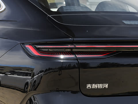 2025�� 60km EM-i ������