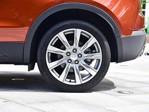 2018�� 28T ���������˶���