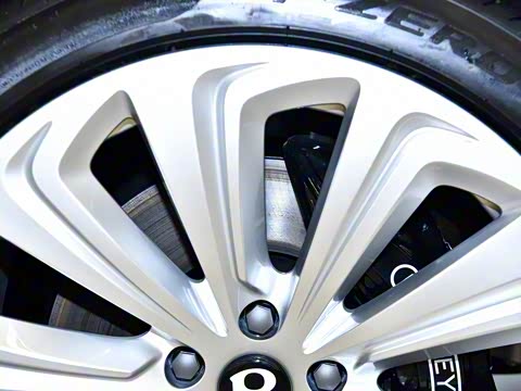 2026�� 4.0T V8 ������ŶȰ�